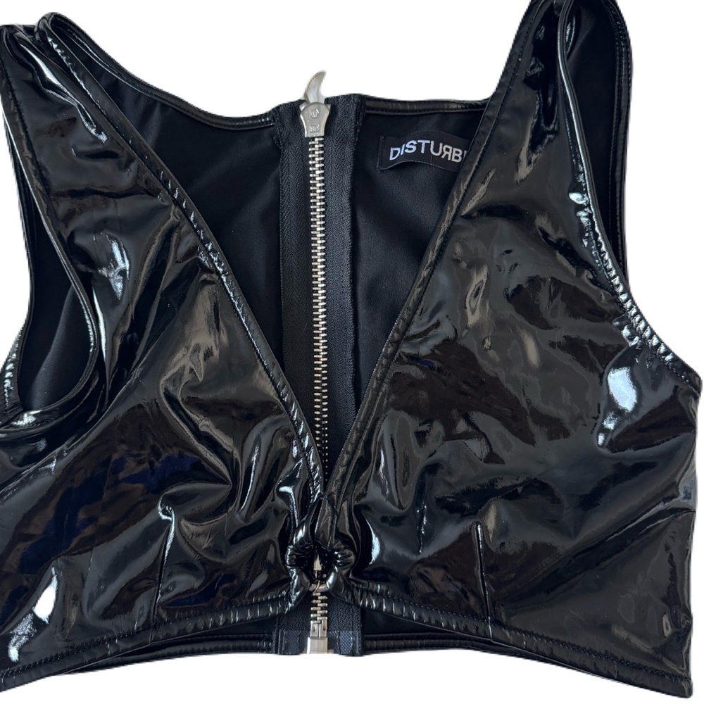 disturbia vinyl zip crop top
